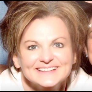 Meet your Posher, Dana